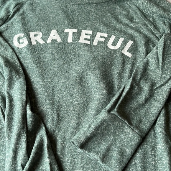 Set of fall graphic tees - Picture 2 of 6